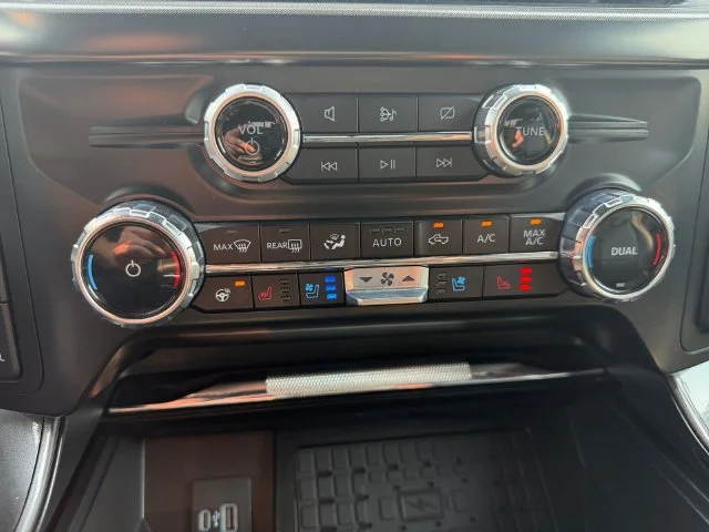 Used 2023 Blue Ford Tremor image 18