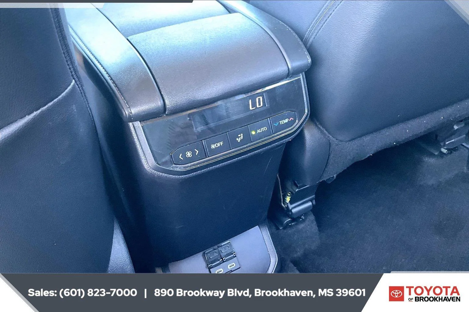 Used 2026 Midnight Black Metallic Toyota XLE image 25