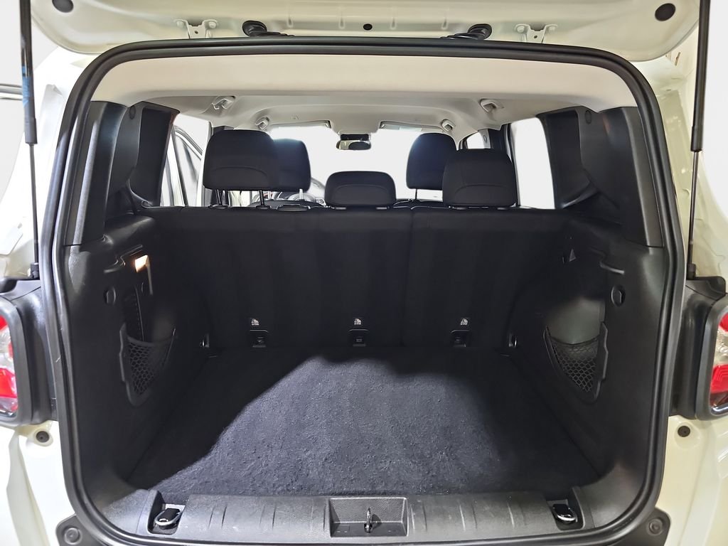 Used 2020 White Jeep Sport image 14