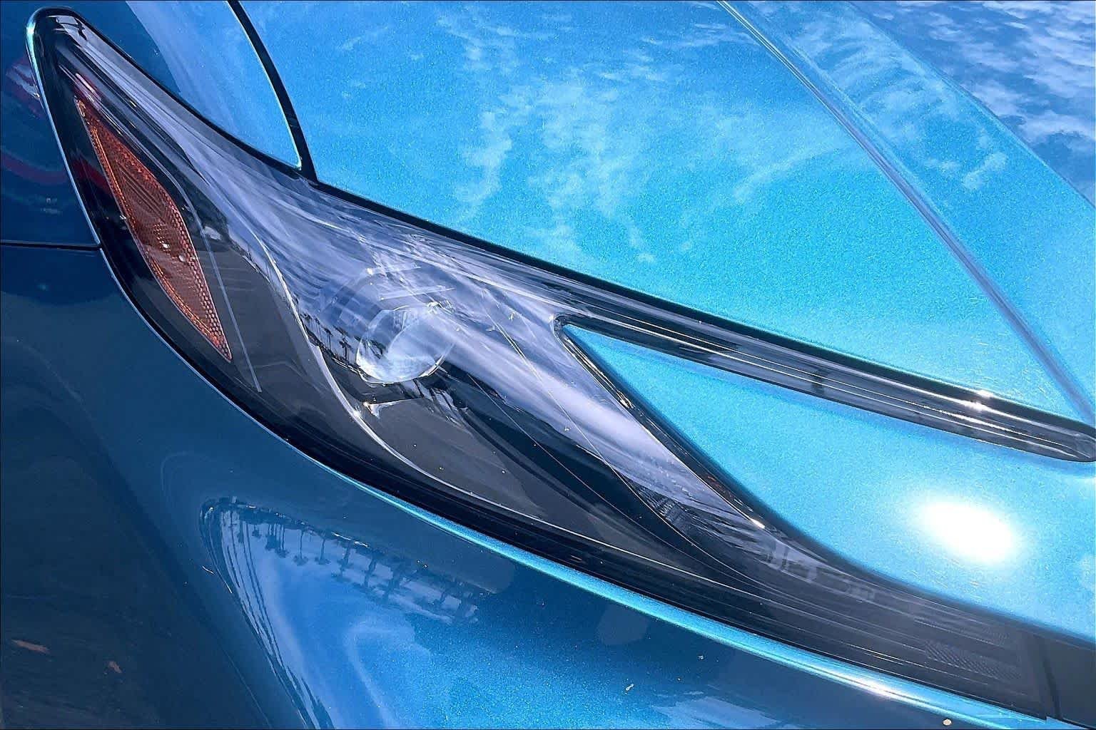 Used 2025 Ocean Gem Toyota LE image 27
