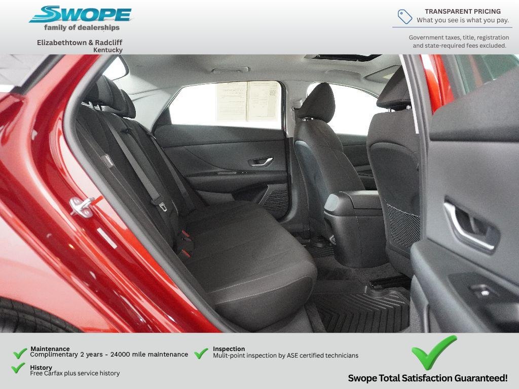 Used 2025 Ultimate Red Hyundai SEL Convenience image 9