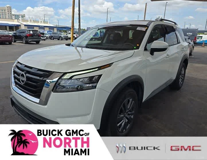 2025 Nissan Pathfinder SV 4WD's photo