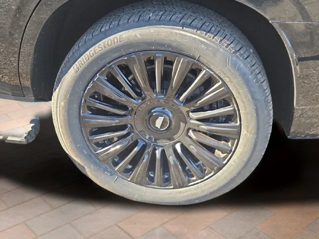 Used 2022 Black Cadillac Sport Platinum image 32