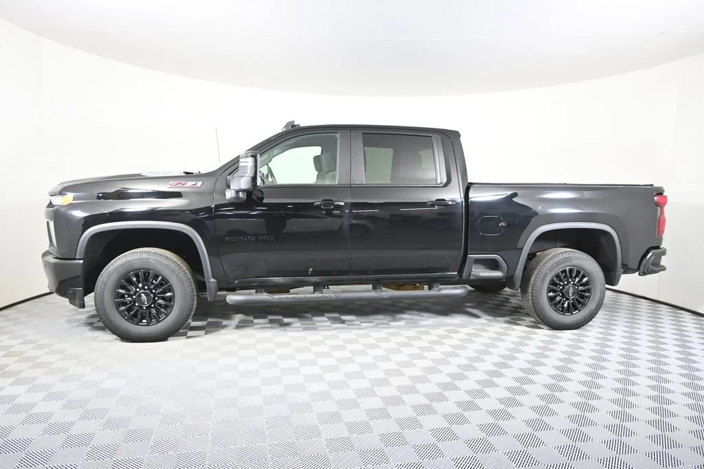 Used 2021 Black Chevrolet LT image 2