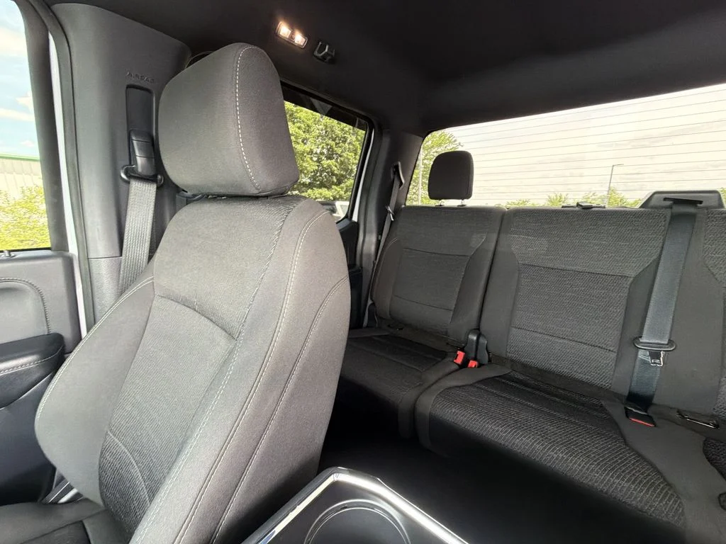 Used 2022 White Ford XLT image 12