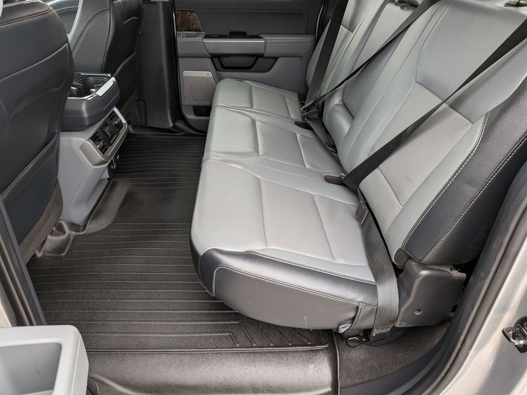 Used 2023 Silver Ford Lariat image 29