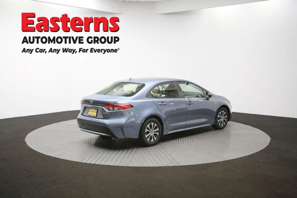 Used 2020 Gray Toyota LE image 40