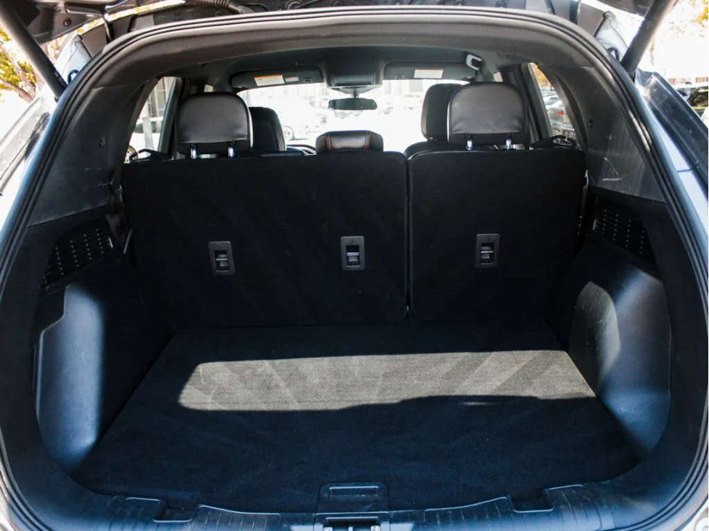 Used 2025 Gray Ford ST-Line Select image 25