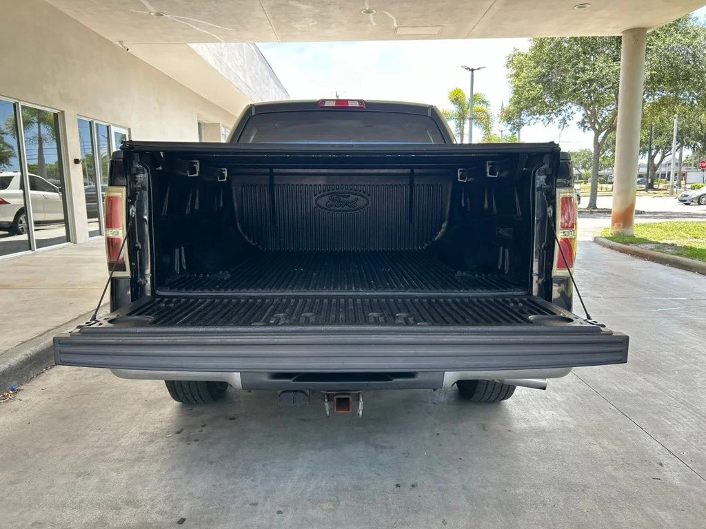 Used 2013 Black Ford XLT image 35