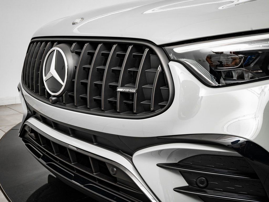 New 2026 MANUFAKTUR Alpine Grey Mercedes-Benz GLC 43 AMG® image 3