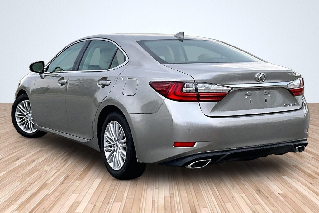 Used 2017 Silver Lexus 350 image 10