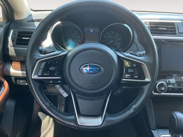 Used 2018 White Subaru 2.5i image 12