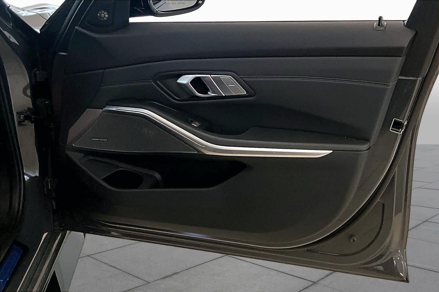 Used 2025 Dravit Grey Metallic BMW Competition image 22