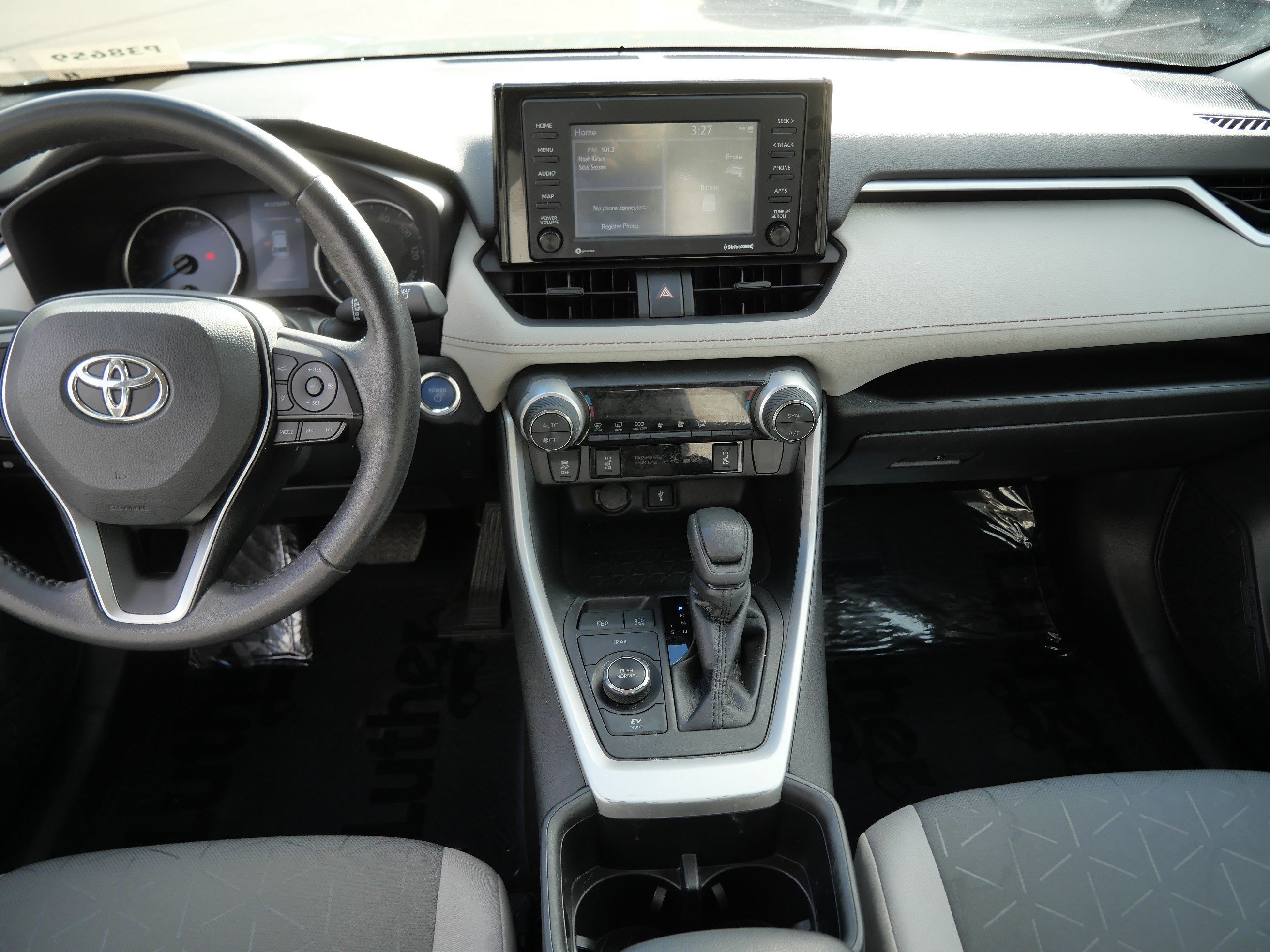 Certified Used 2022 Lunar Rock Toyota Hybrid XLE image 10