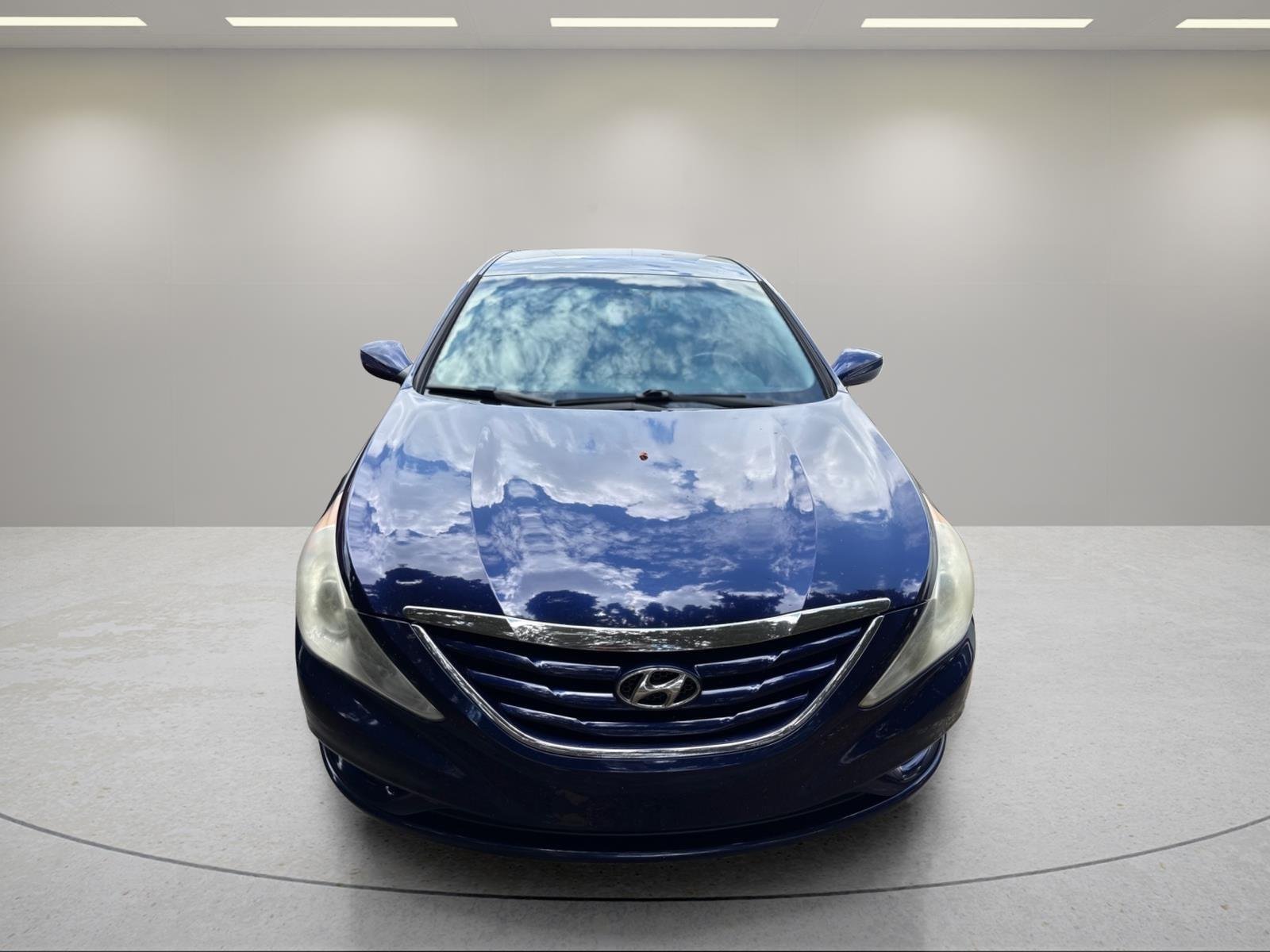 Used 2011 Pacific Blue Pearl Hyundai GLS image 19
