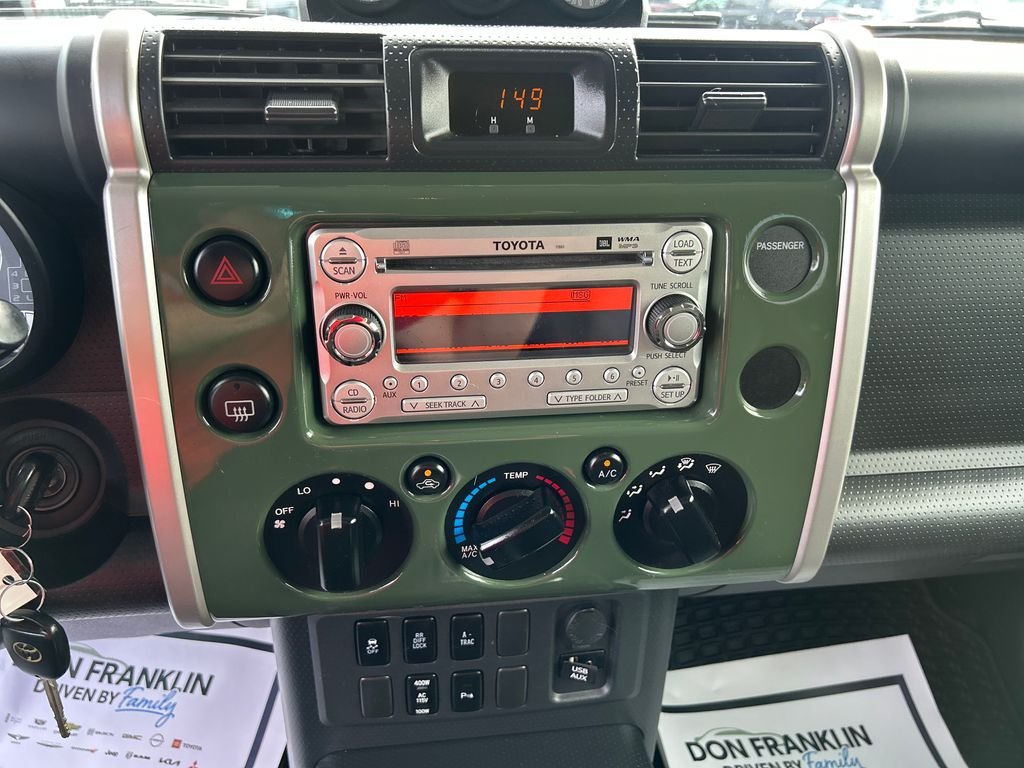 Used 2012 Army Green Toyota Base image 21