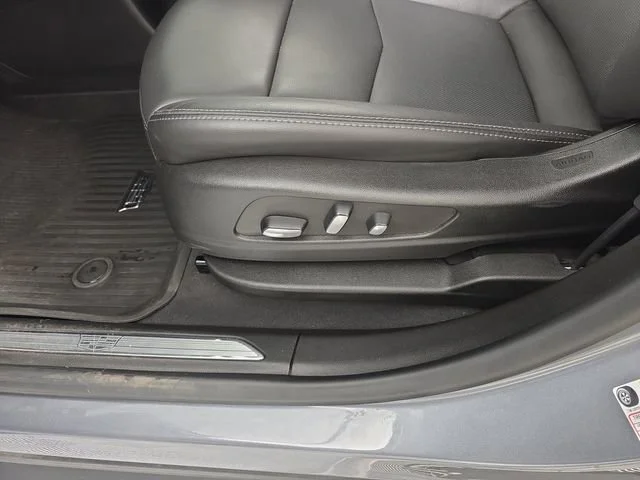 Used 2022 Satin Steel Metallic Cadillac Sport image 17
