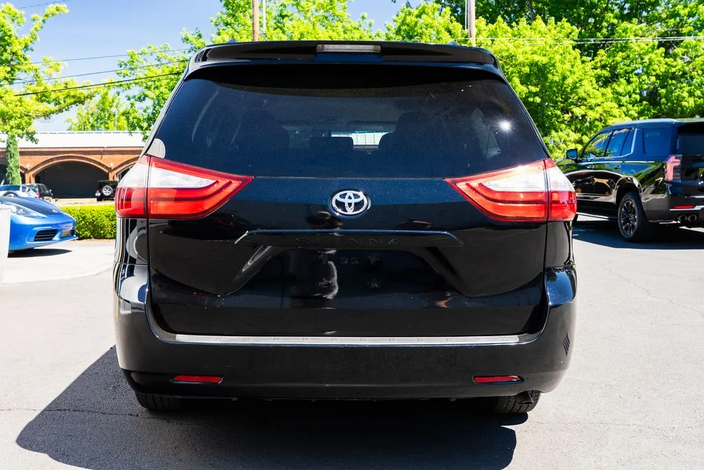 Used 2015 Black Toyota LE image 5