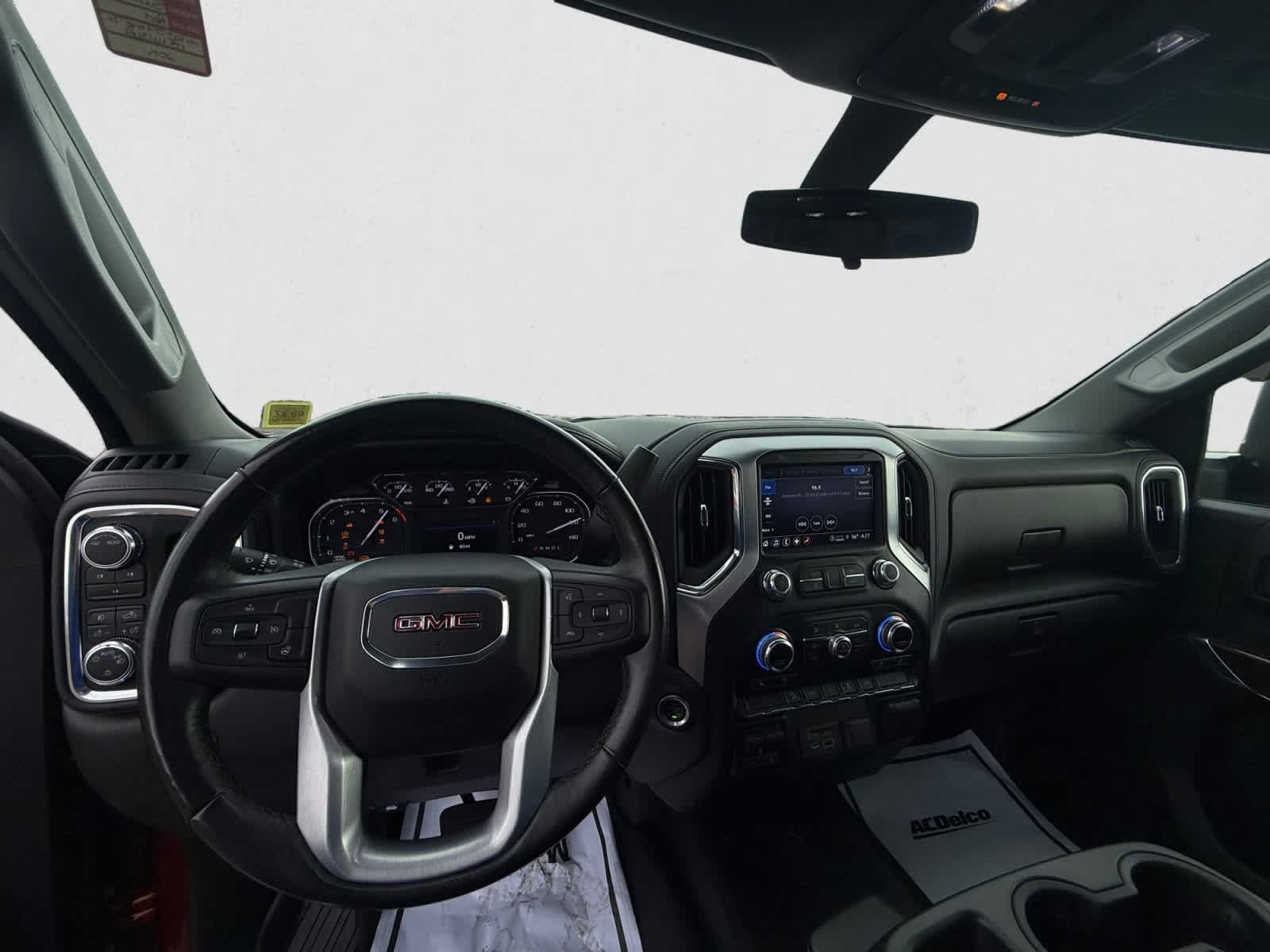 Used 2022 Cayenne Red Tintcoat GMC SLE image 17