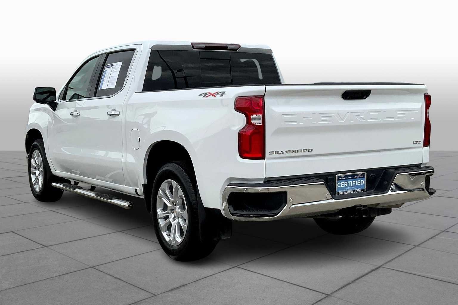 Used 2024 Summit White Chevrolet LTZ image 11