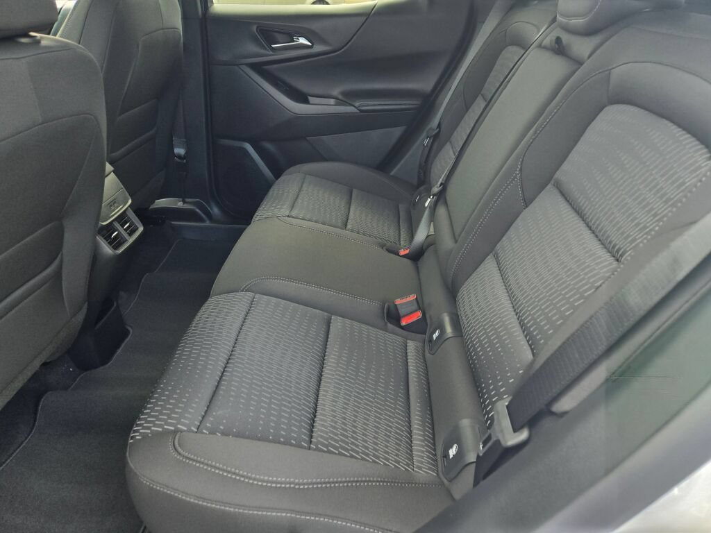 2027 Chevrolet Equinox LT - Photo 12