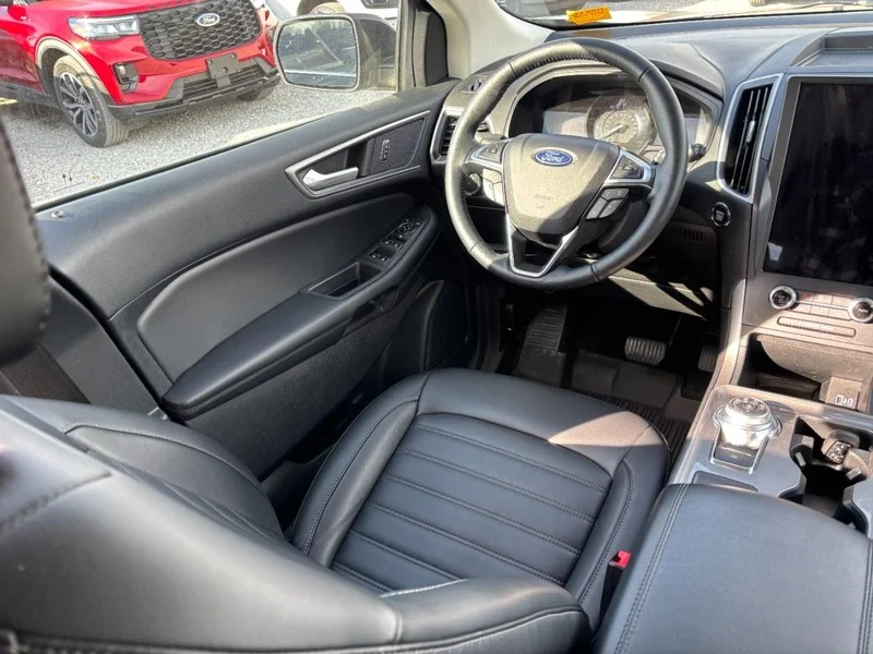 Used 2024 Black Ford SEL image 13