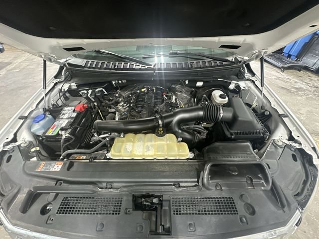 Certified Used 2021 White Metallic Ford XLT image 22