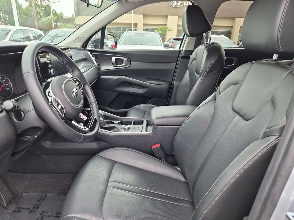 2021 Kia Sorento S - Photo 15