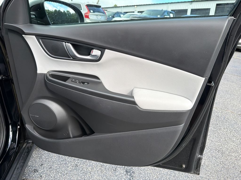 Certified Used 2023 Black Hyundai Limited image 14