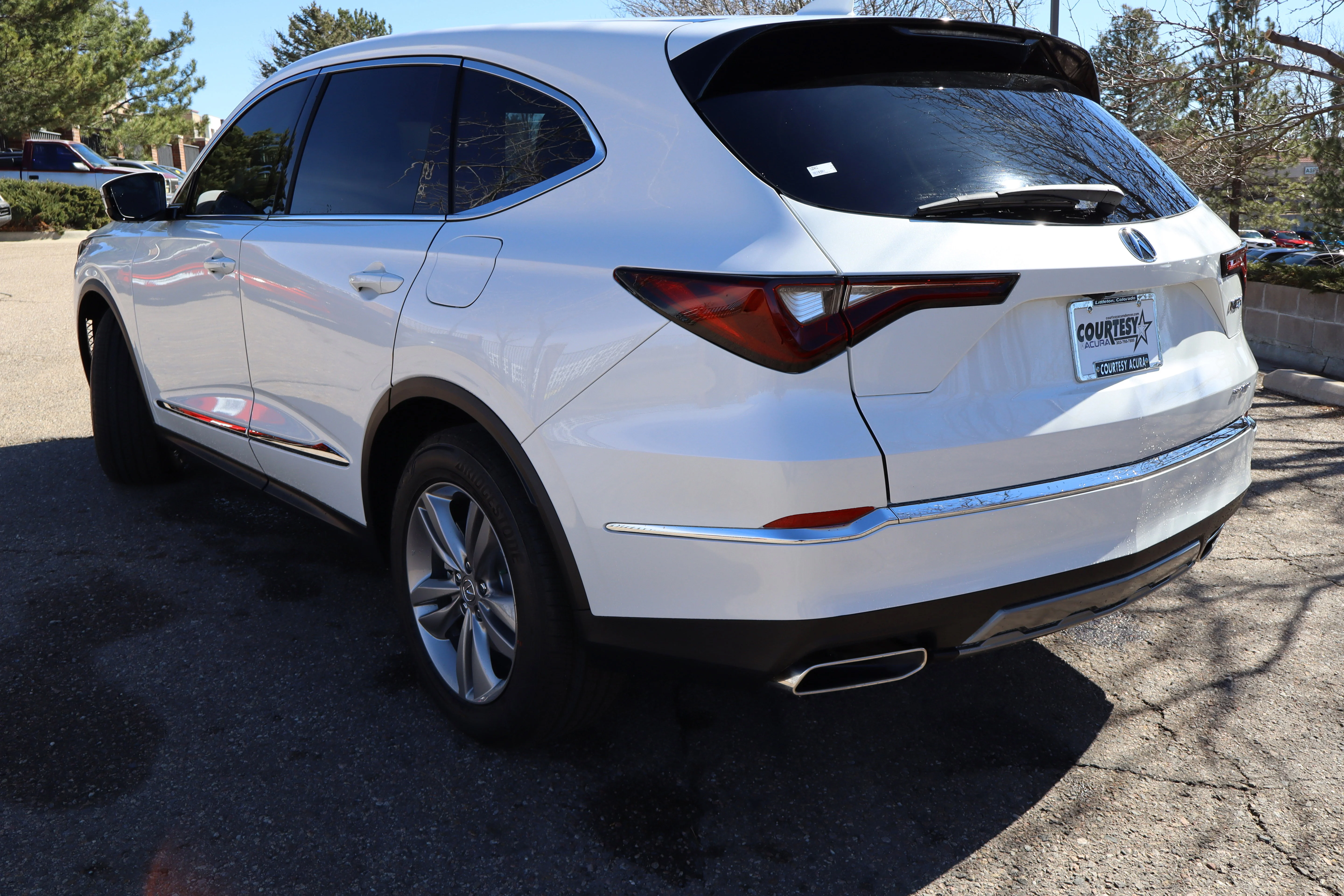 New 2026 Platinum White Pearl Acura 4MDX image 4