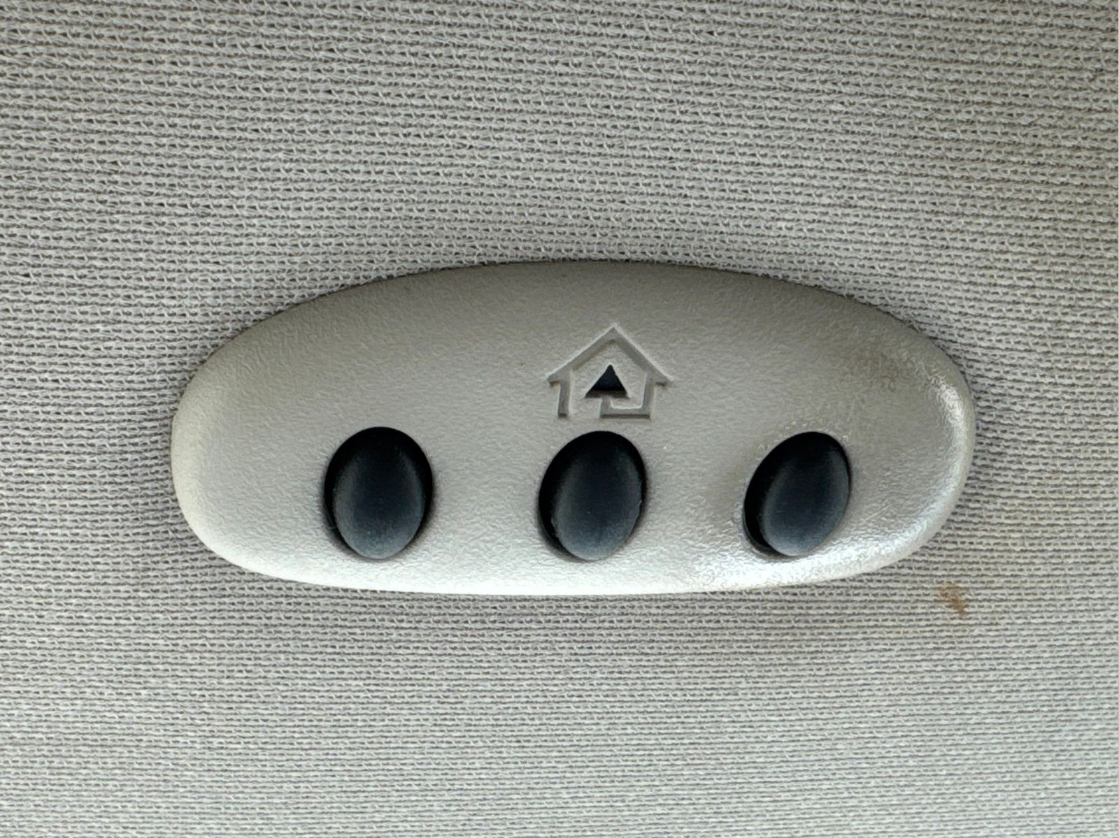 Used 2016 Gray Chrysler Limited image 33