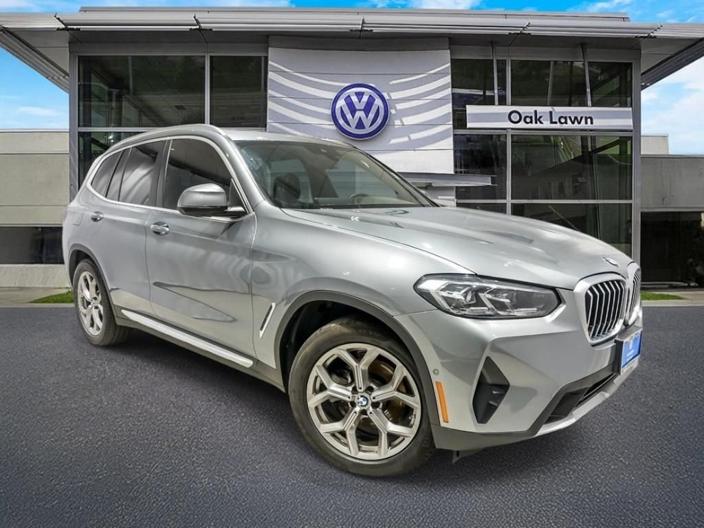 Used 2023 Gray Metallic BMW xDrive30i image 1