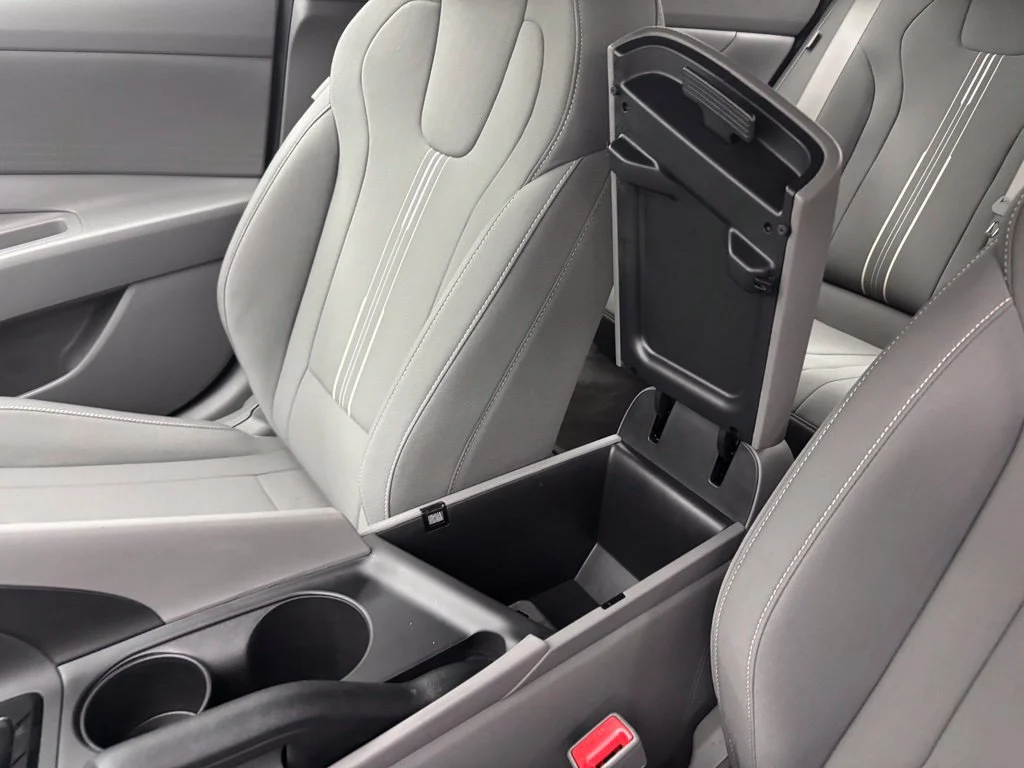 Certified Used 2024 White Hyundai SEL image 25