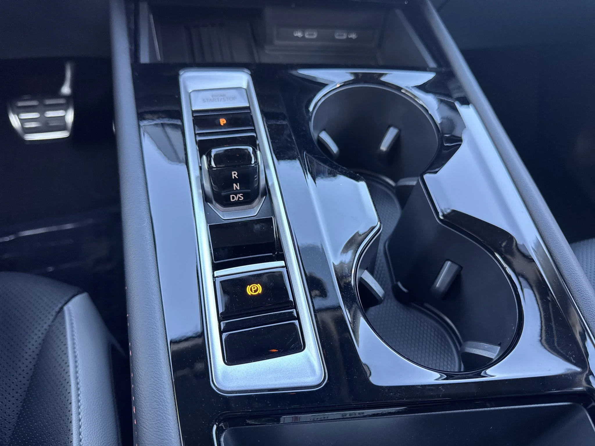 New 2026 Opal White Pearl Volkswagen 2.0T Peak Edition image 30