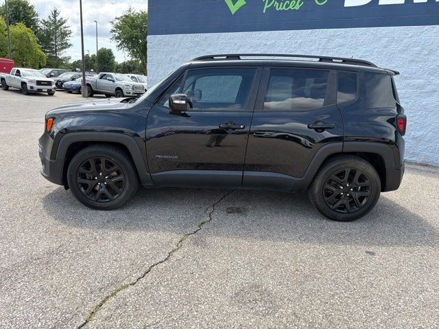Used 2018 Black Jeep Altitude image 2