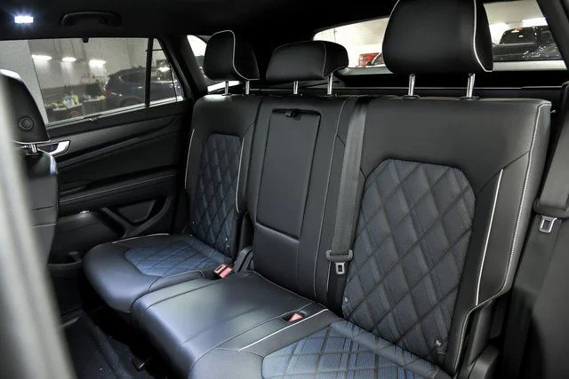 2026 Volkswagen Atlas Cross Sport SEL Premium R-LINE - Photo 8