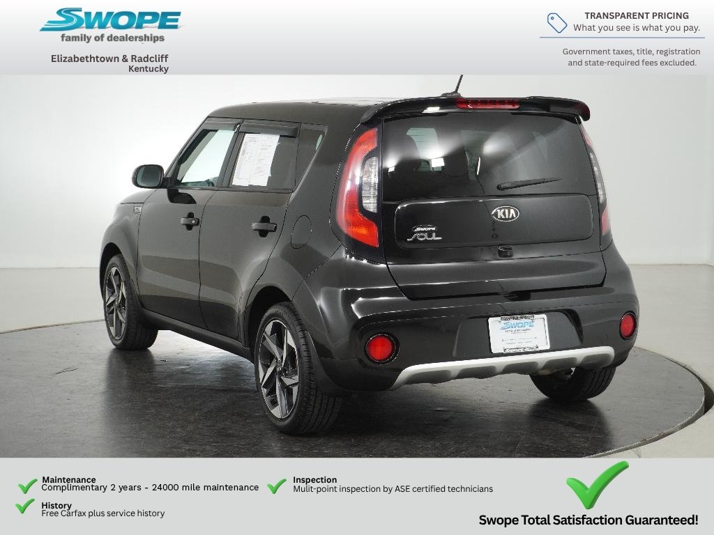 Used 2017 Shadow Black Kia + image 5