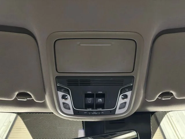 Used 2023 White Honda RTL-E image 23