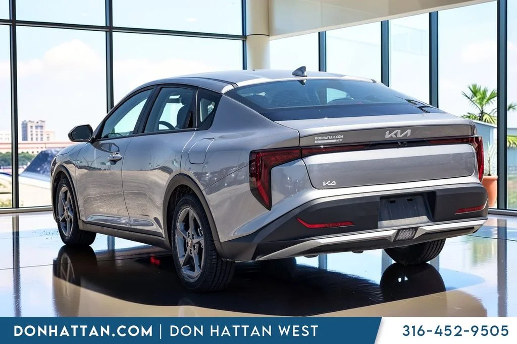 Used 2025 Gray Kia LXS image 19