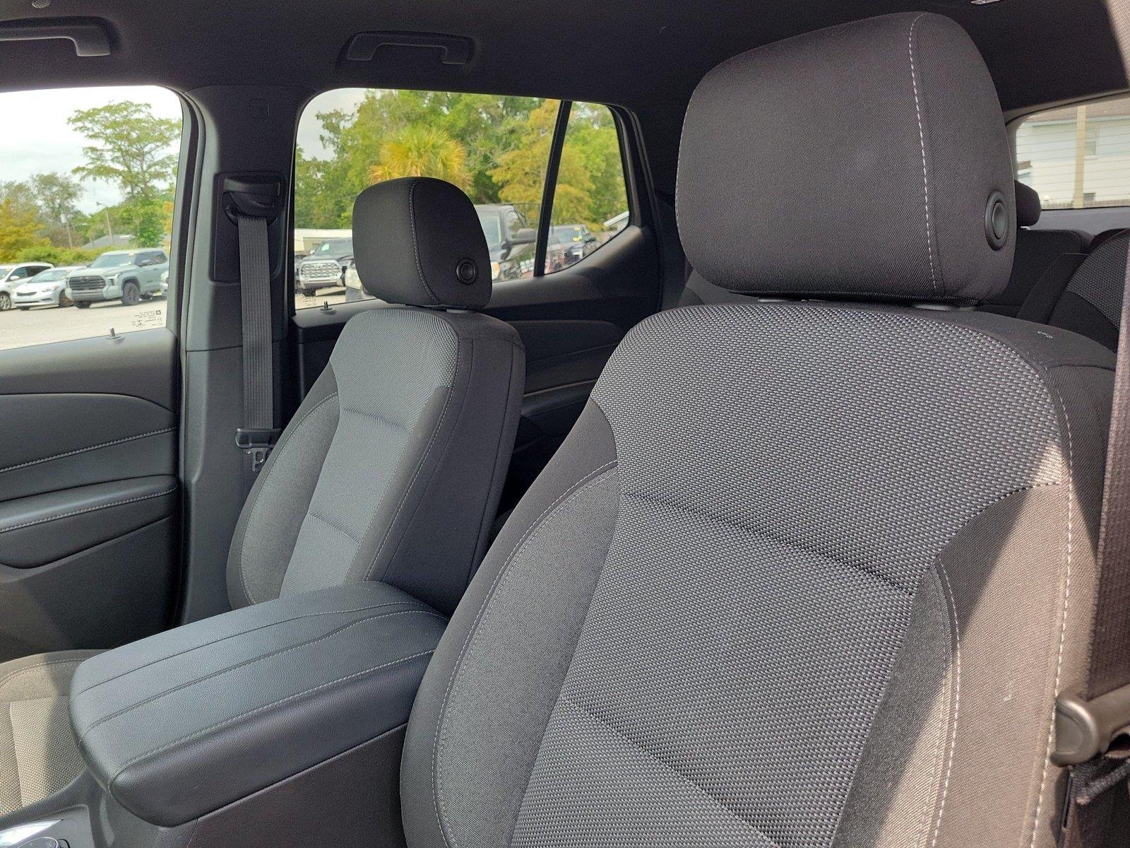 Used 2022 Northsky Blue Metallic Chevrolet LT Cloth image 21