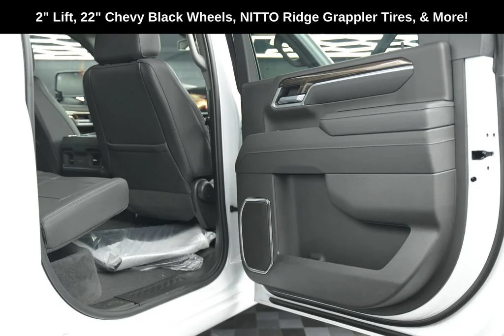 New 2026 Summit White Chevrolet LT image 26