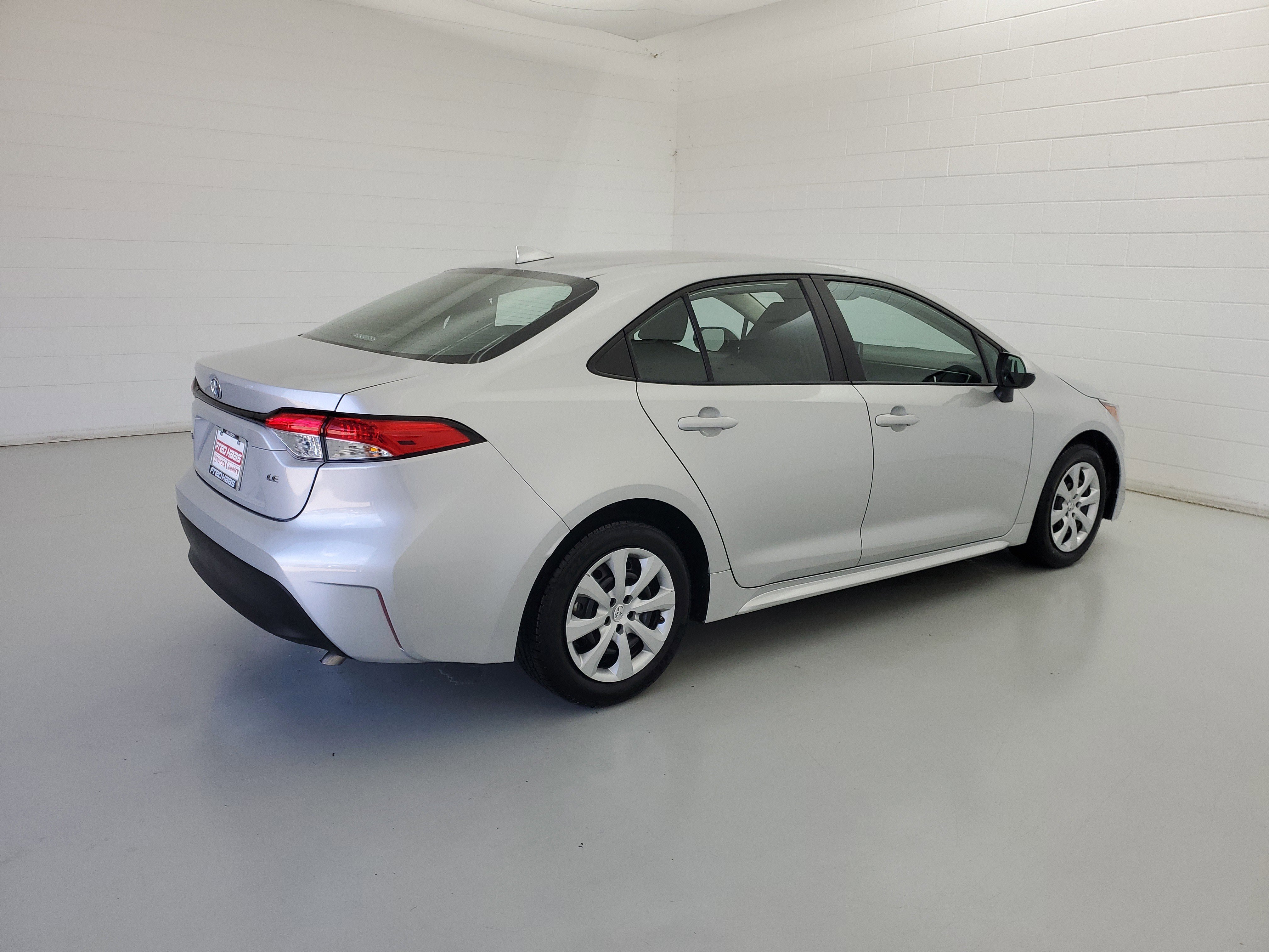 Used 2024 Classic Silver Metallic Toyota LE image 5