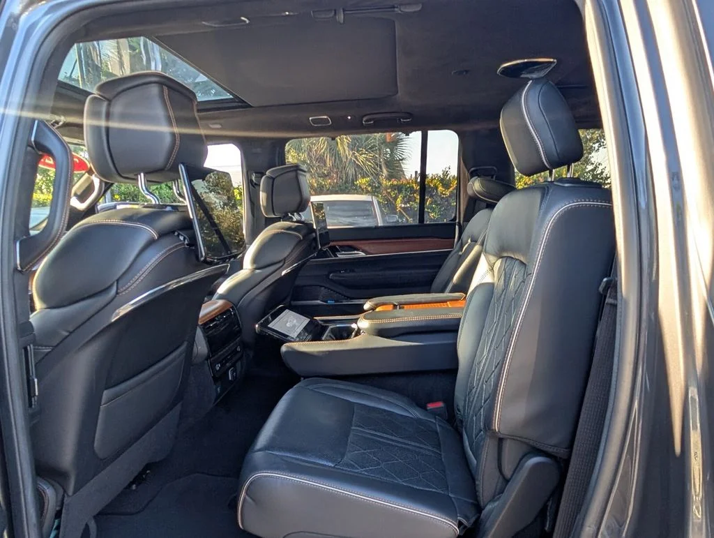 Used 2022 Gray Jeep Series III image 12