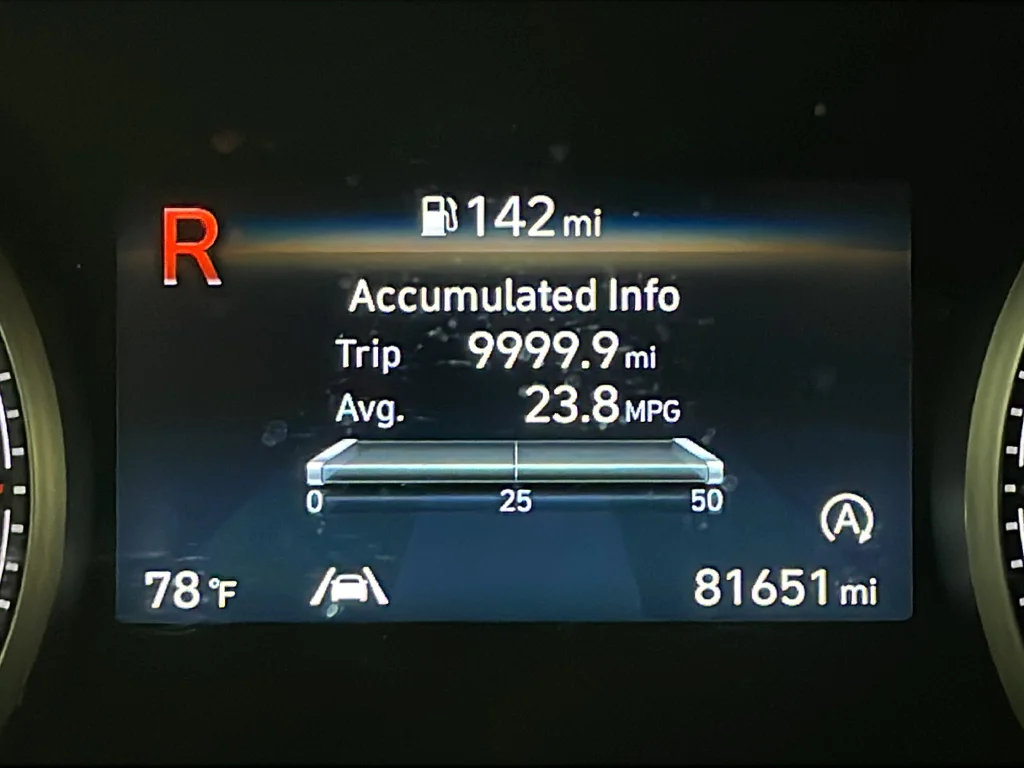 Used 2022 Gray Hyundai SEL image 13