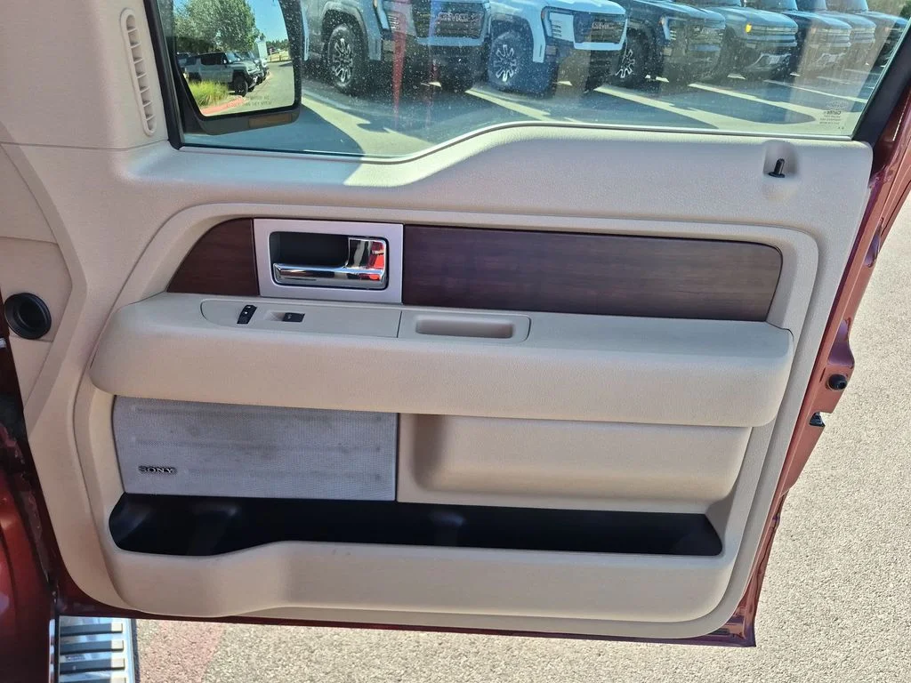 Used 2014 Orange Ford King Ranch image 36