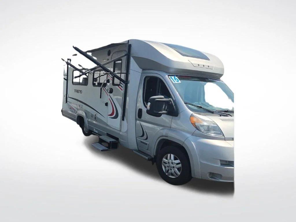 Used 2016 Silver Ram Winnebago image 39