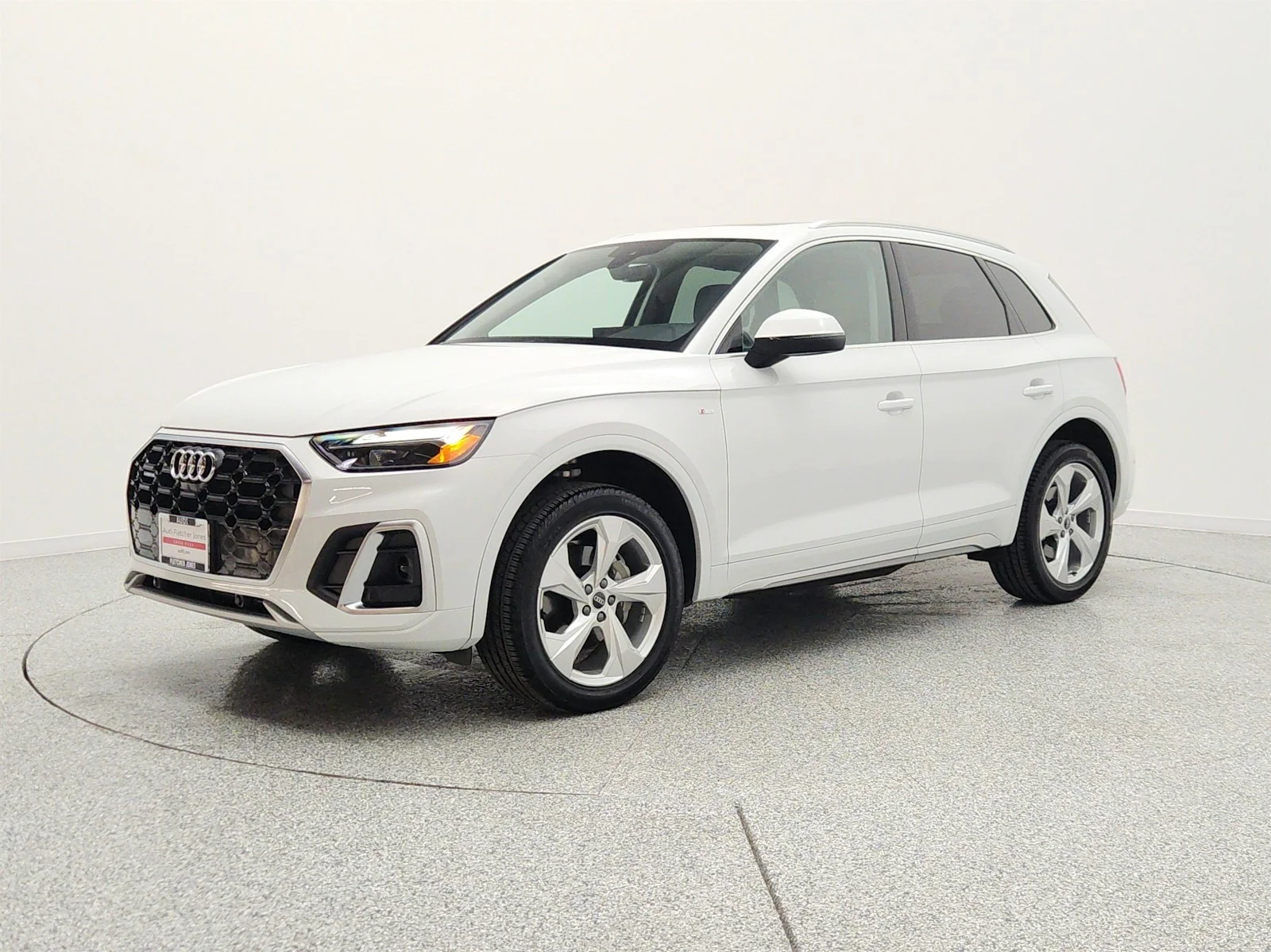 2025 Audi Q5 45 Premium Plus's photo