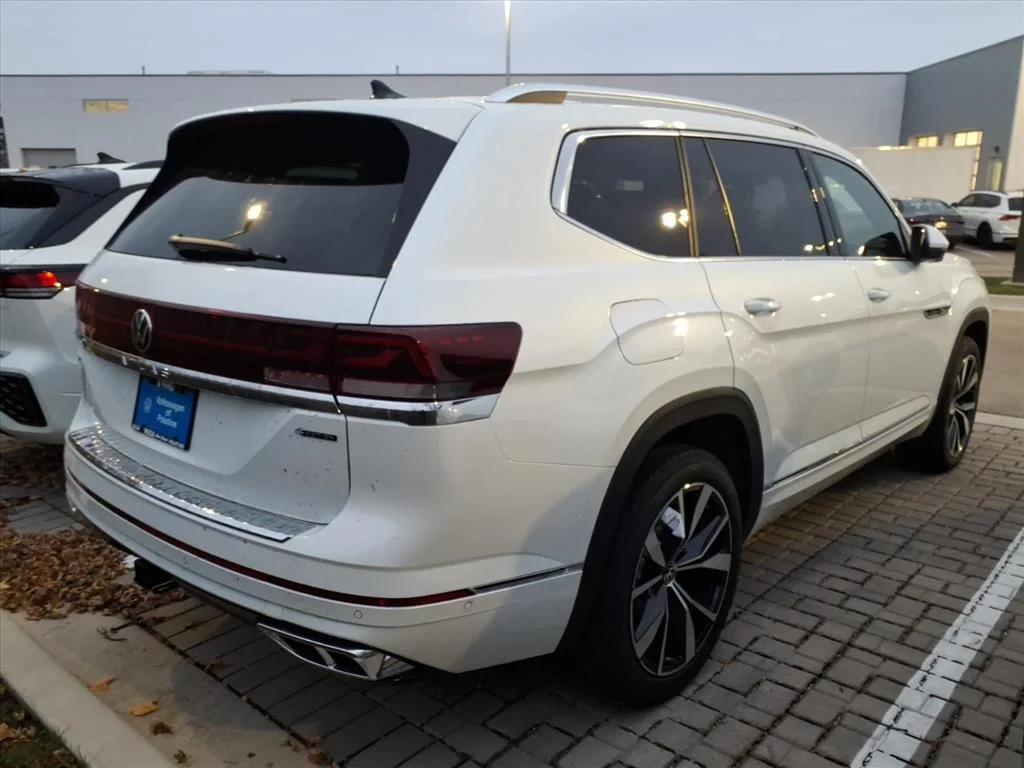 New 2026 Opal White Pearl Volkswagen 2.0T SEL PREMIUM R-LINE 4 image 4