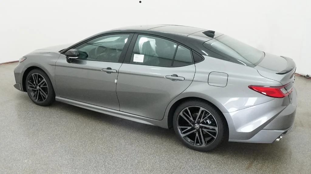 New 2026 Heavy Metal with Midnight Black Metallic roof Toyota XSE image 45