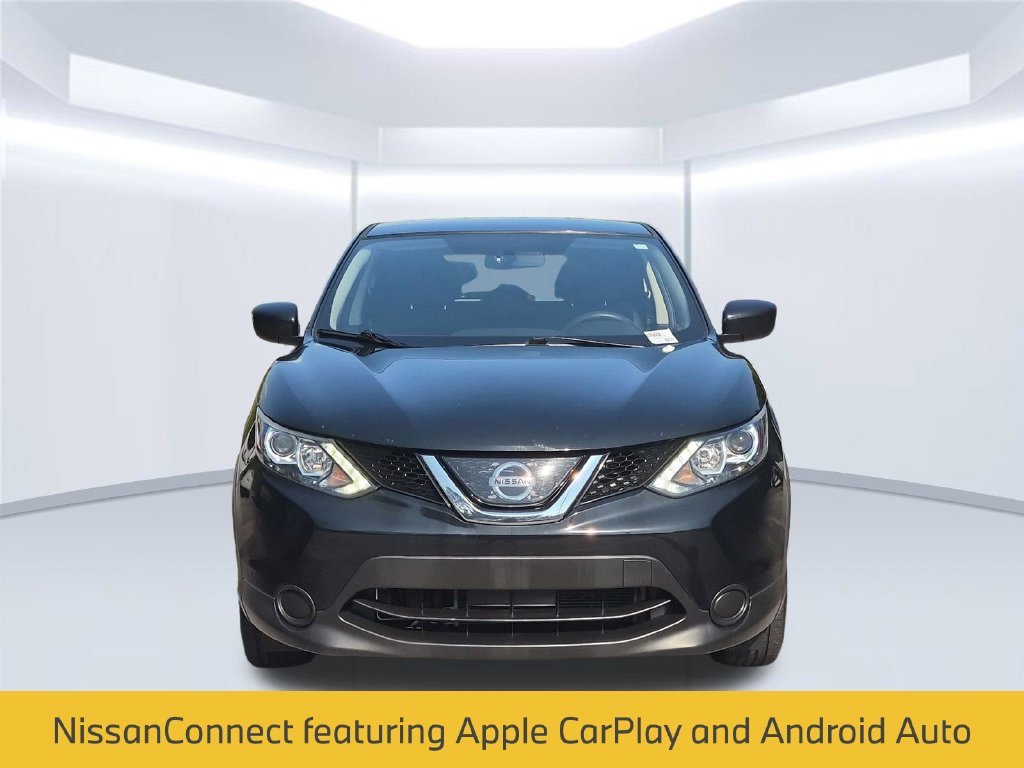 Used 2019 Black Nissan S image 12